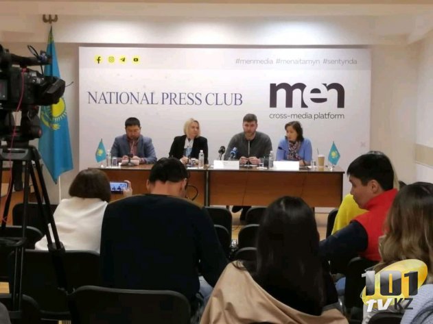 Бояре дерутся, у холопов чубы трещат